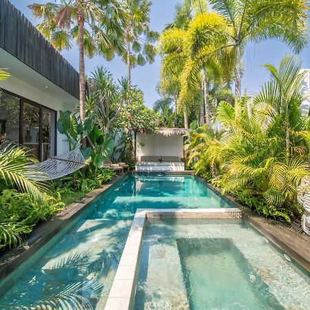 Villa Yogi Surf 2 Canggu 외부 사진